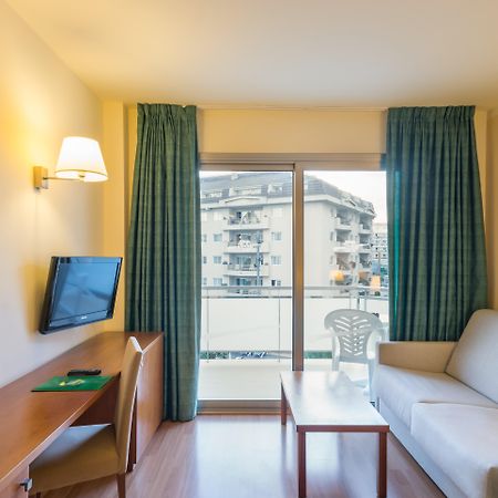Hotel Dwo Sirius - Adults Only Santa Susanna Exterior foto