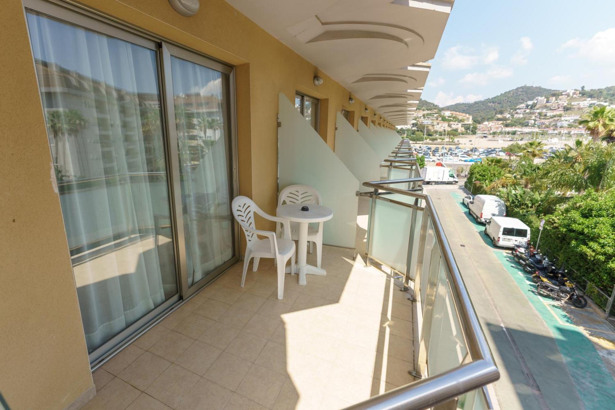 Hotel Dwo Sirius - Adults Only Santa Susanna Exterior foto